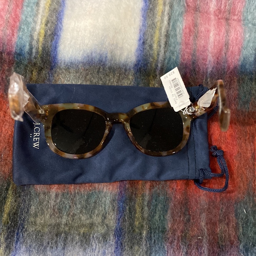 J. CREW Tortoiseshell Sunglasses ๐ถ ~ NWT ~ Fabulous gift ๐ - Picture 5 of 7